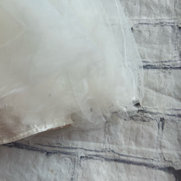 DAVID’S BRIDAL IVORY SATIN FORMAL SLEEVELESS BABY GIRLS DRESS SIZE 18 MONTHS - Picture 5 of 7